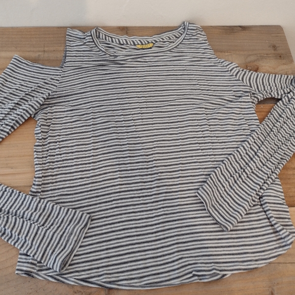 Prince & Fox Striped Cold Shoulder Long Sleeve Top Size XL - Picture 7 of 10